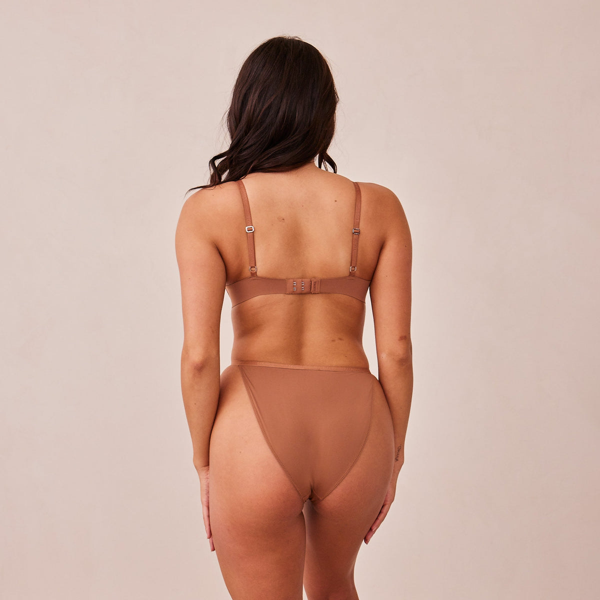 Lounge Light Non-wire Plunge T-shirt Bra  - Mocha