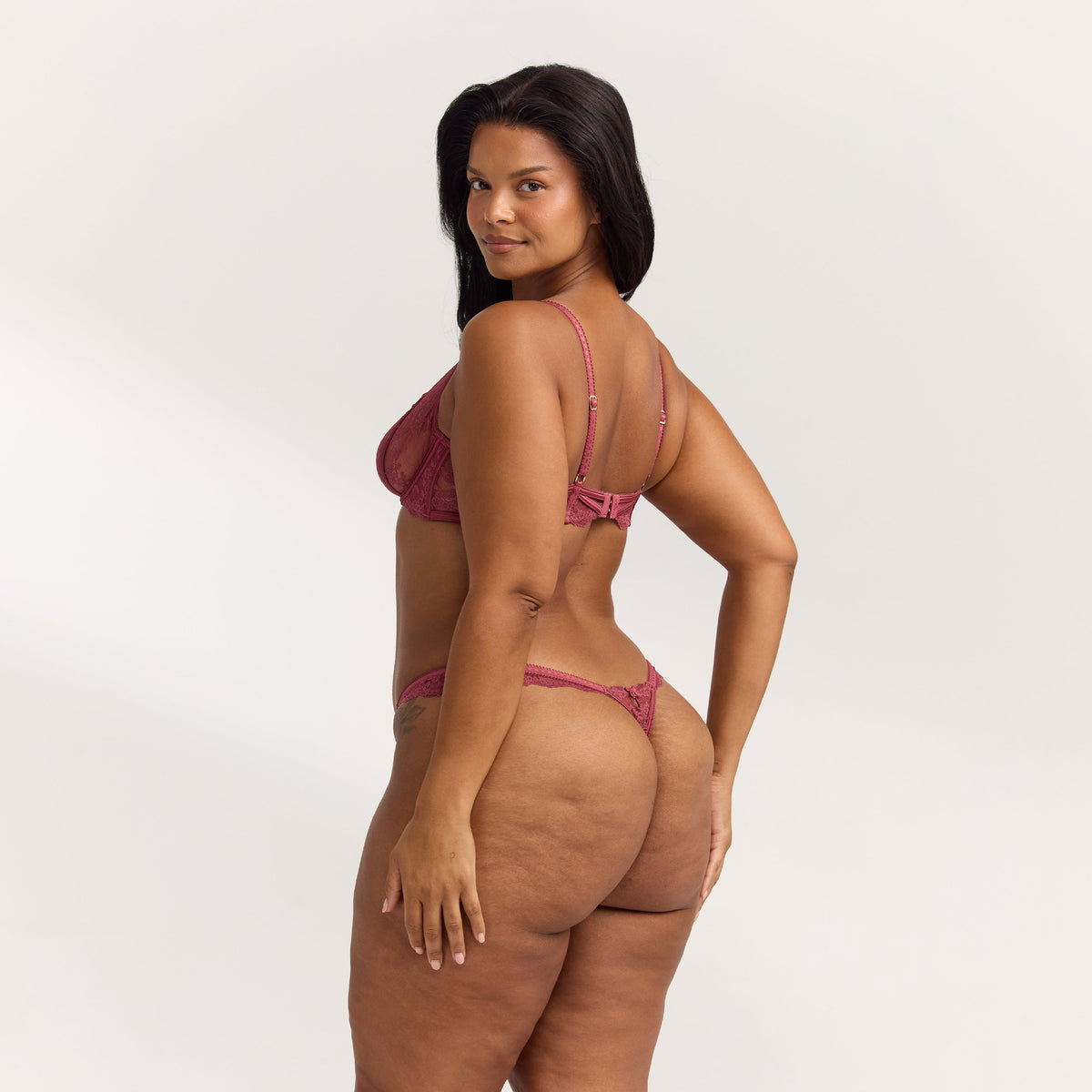Lounge Enchant Plunge Bra - Rhubarb
