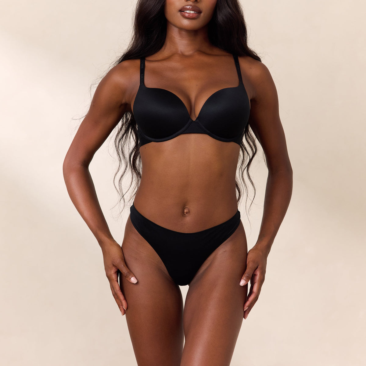 Lounge Everyday High Push-Up Bra - Black