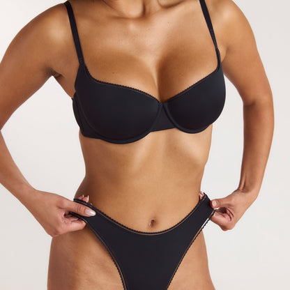 Lounge Comfort Balconette Bra - Black
