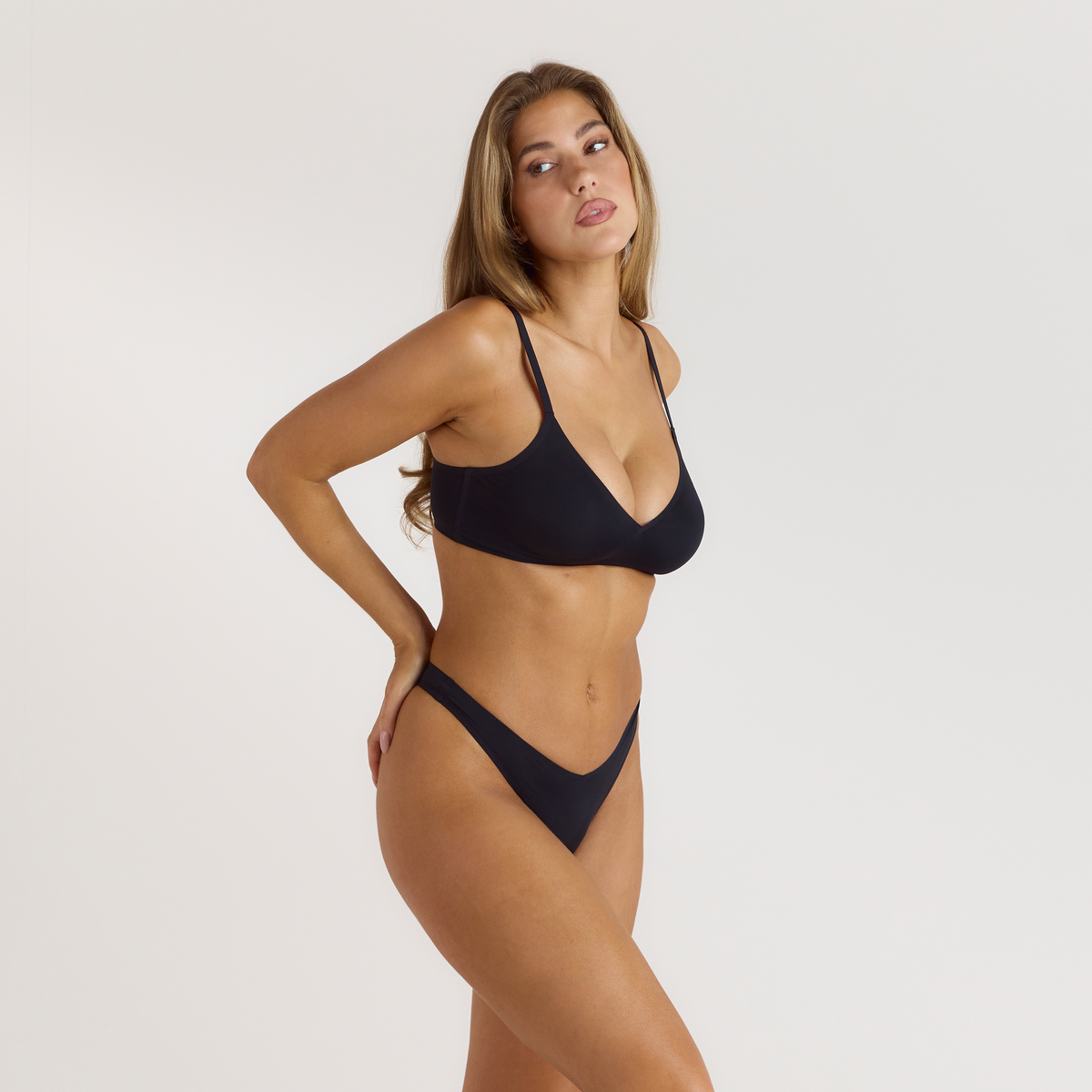Lounge Seamless Bralette - Black