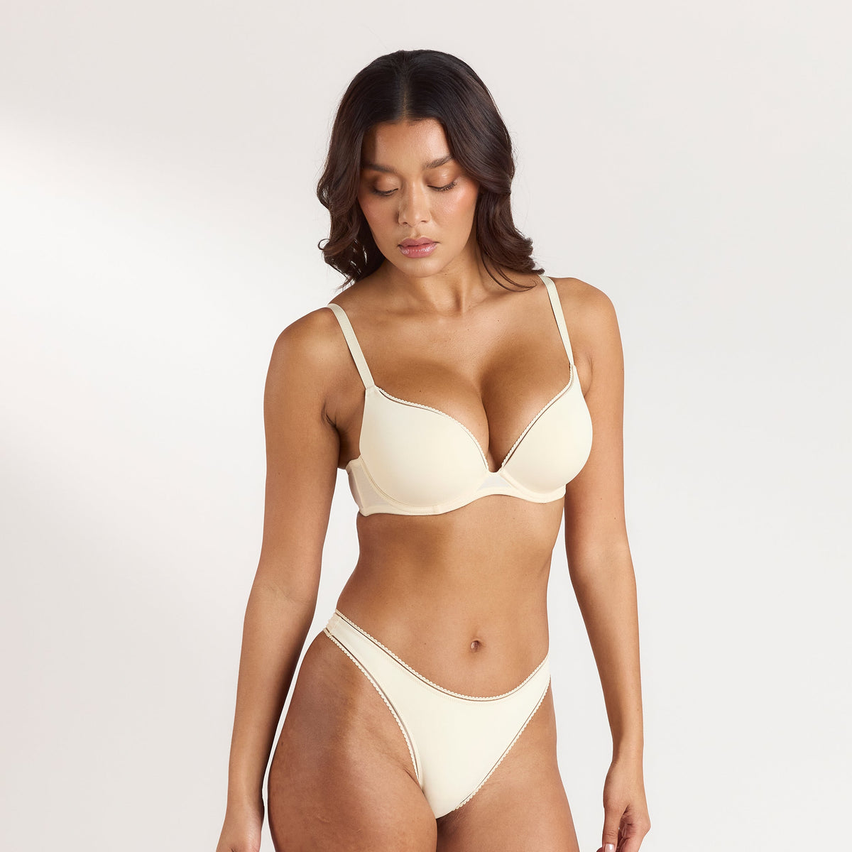 Lounge Comfort High Push-Up Bra - Latte